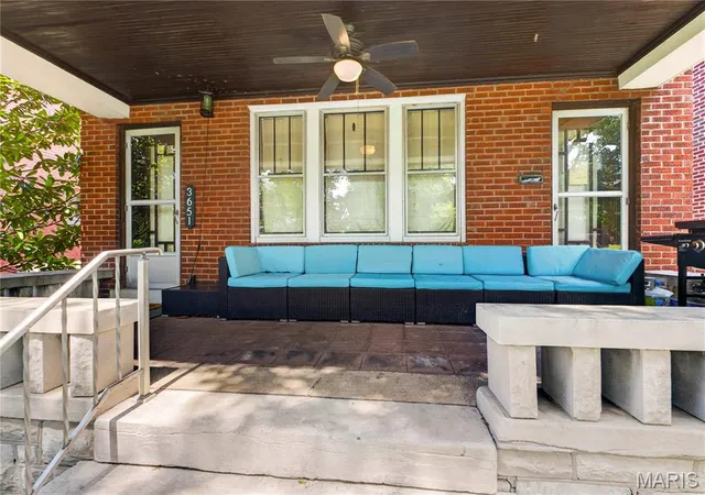 Photo 2 of Single family home for sale at 3651 Dover Pl, Saint Louis, MO 63116 | MLS# MIS26051451 | Listing updated on 2026-08-31