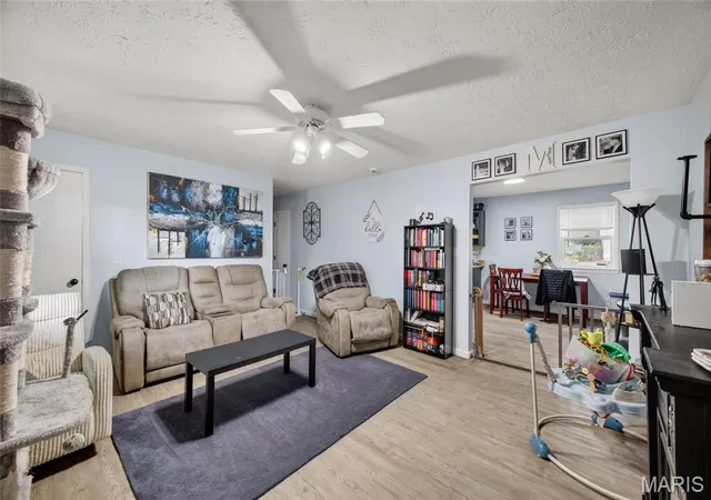 Photo 4 of Single family home for sale at 617 Willow Ln, Lebanon, MO 65536 | MLS# MIS26051458 | Listing updated on 2026-08-15