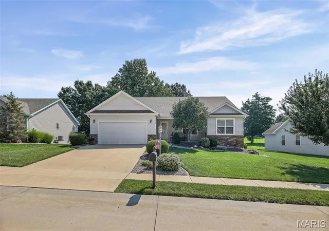1st image of 6409 Winter Ct, Godfrey, IL 62035 | MLS# MIS26051470