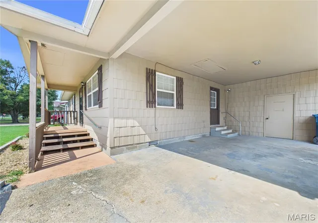Photo 3 of Single family home for sale at 1608 Sidney St, Malden, MO 63863 | MLS# MIS26051478 | Listing updated on 2026-08-12