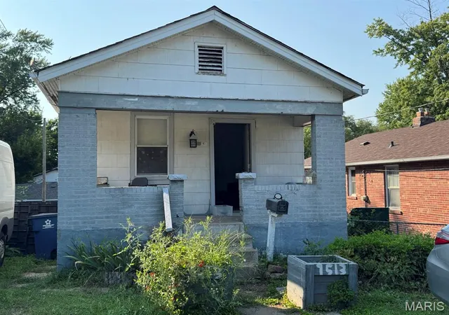 Photo 1 of Single family home for sale at 9513 Kirchner Ave, Saint Louis, MO 63125 | MLS# MIS26051495 | Listing updated on 2026-09-07