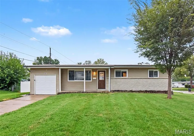 Photo 1 of Single family home for sale at 2250 Rivoli Pl, Florissant, MO 63031 | MLS# MIS26051506 | Listing updated on 2026-09-28