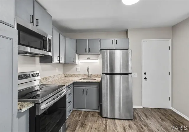 Photo 4 of Single family home for sale at 2250 Rivoli Pl, Florissant, MO 63031 | MLS# MIS26051506 | Listing updated on 2026-09-28