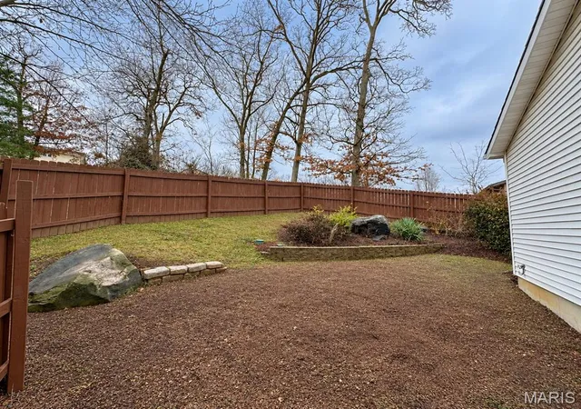 Photo 31 of Sale Pending at 15 Toni Trails Ct, Fenton, MO 63026 | MLS# MIS26051511 | Listing updated on 2026-10-05