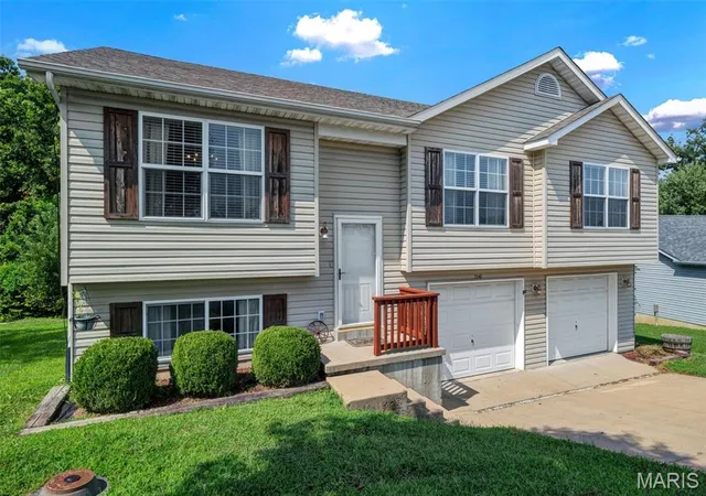 2nd image of 5541 Wagon Train Dr, House Springs, MO 63051 | MLS# MIS26051540