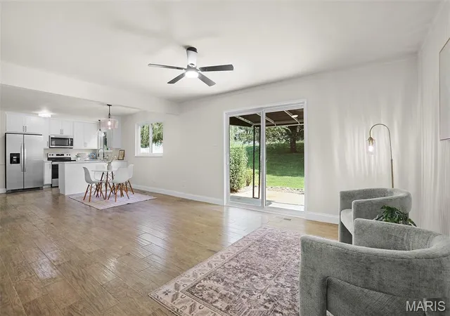 Photo 4 of Single Family Residence at 2646 Vortex Dr, Saint Louis, MO 63129 | MLS# MIS26051543 | | Sold on 2026-10-07