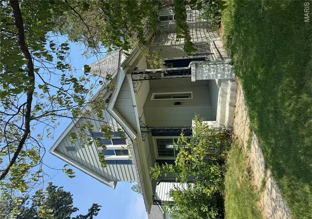 Photo 3 of Single family home for sale at 407 Portland Ave, Belleville, IL 62220 | MLS# MIS26051577 | Listing updated on 2026-08-17