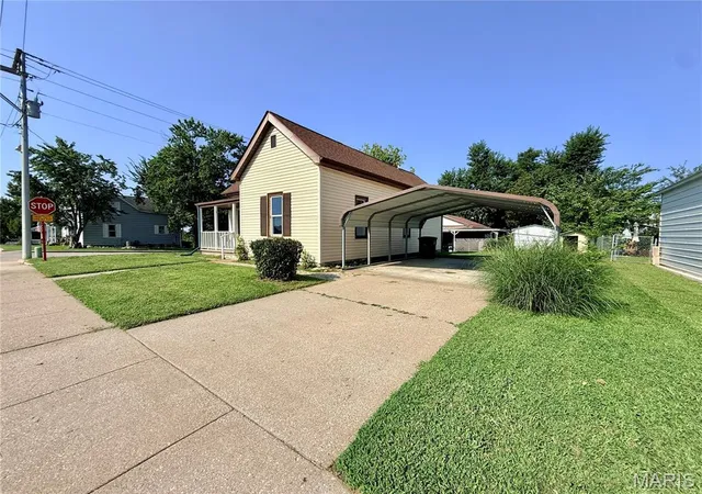 2nd image of 320 S Shelby St, Perryville, MO 63775 | MLS# MIS26051593