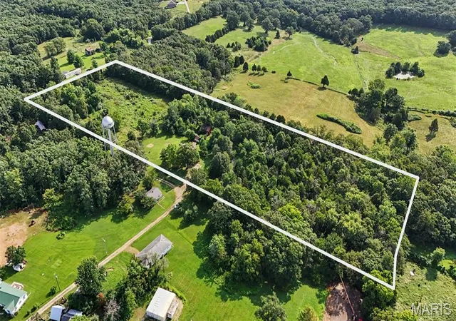 1st image of 380 Horizon Dr, Beaufort, MO 63013 | MLS# MIS26051598