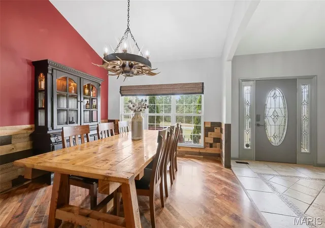 Photo 3 of Single family home for sale at 1 Priority Dr N, Wentzville, MO 63385 | MLS# MIS26051631 | Listing updated on 2026-09-25
