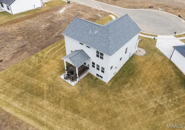 Photo 3 of Single family home for sale at 809 Golden Bell Ln, O Fallon, IL 62269 | MLS# MIS26051638 | Listing updated on 2026-09-14
