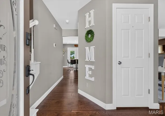 Photo 2 of Sale Pending at 303 Whispering Woods Dr, Saint Peters, MO 63304 | MLS# MIS26051668 | Listing updated on 2026-08-17