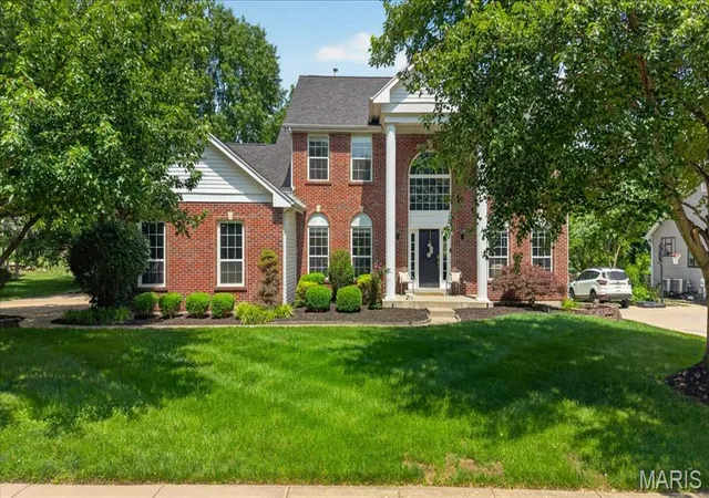 Photo 2 of Sale Pending at 17821 Wilderness Cliff Ct, Wildwood, MO 63005 | MLS# MIS26051674 | Listing updated on 2026-09-26