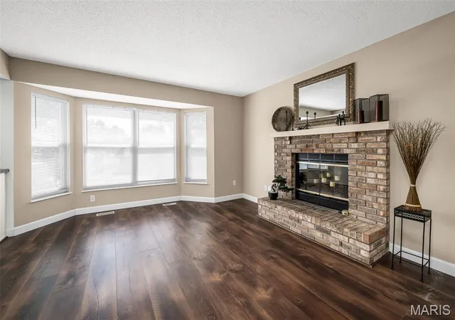 Photo 3 of Single family home for sale at 120 Bromley Ct, O Fallon, MO 63368 | MLS# MIS26051675 | Listing updated on 2026-09-06
