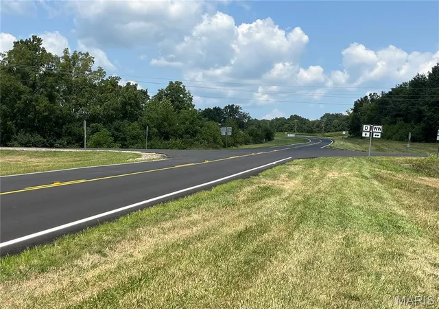 3rd image of 833 Acres M/L On Hwy Ww, Eolia, MO 63344 | MLS# MIS26051676