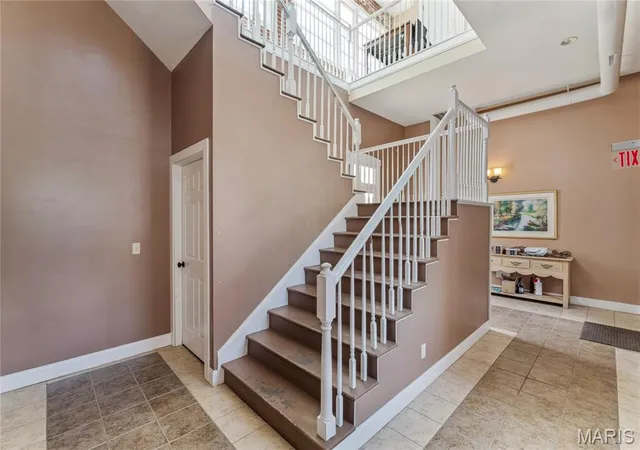 Listing Photo 5 - Condo for sale in building located at 2900 Indiana Ave, St. Louis, MO 63118 - Unit #3