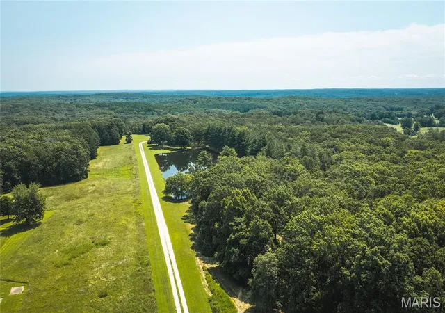 3rd image of 10863 Hwy 19, Cuba, MO 65453 | MLS# MIS26051708