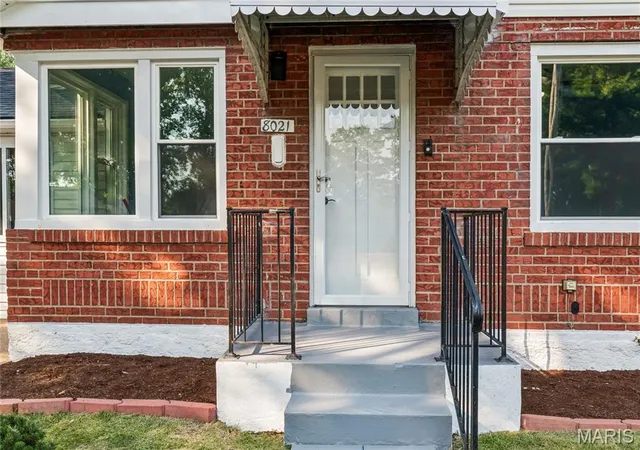 Photo 3 of Single family home for sale at 8021 Titus Rd, Saint Louis, MO 63114 | MLS# MIS26051712 | Listing updated on 2026-09-04