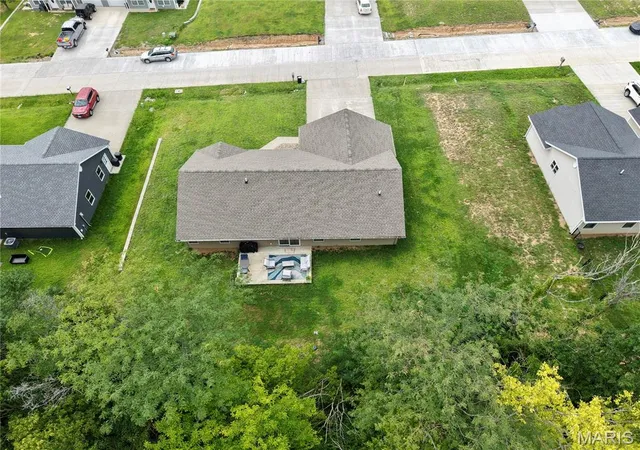 2nd image of 4024 Breckenridge Dr, Hannibal, MO 63401 | MLS# MIS26051713