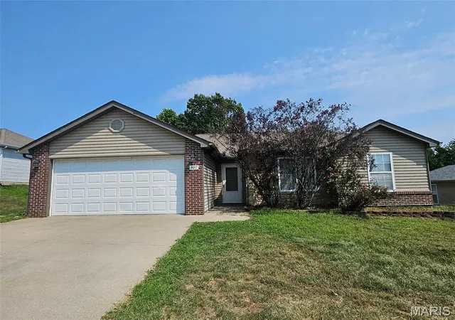 1st image of 107 Pioneer Ct, Waynesville, MO 65583 | MLS# MIS26051714
