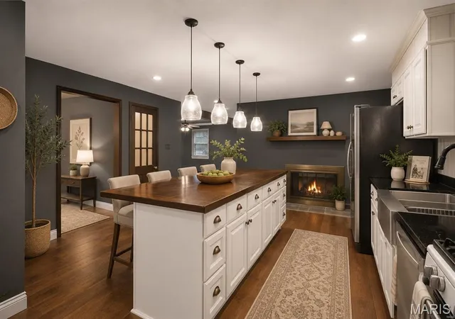 Photo 3 of Single family home for sale at 1008 Winslow Rd, Belleville, IL 62223 | MLS# MIS26051722 | Listing updated on 2026-09-20
