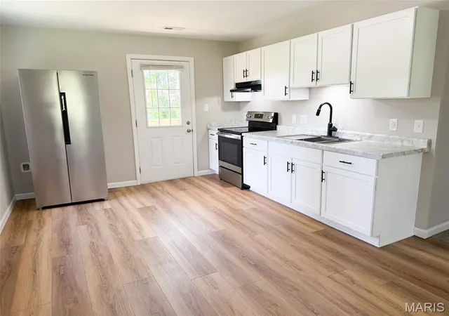 Photo 2 of Sale Pending at 210 W Marvin Ave, Owensville, MO 65066 | MLS# MIS26051750 | Listing updated on 2026-08-21