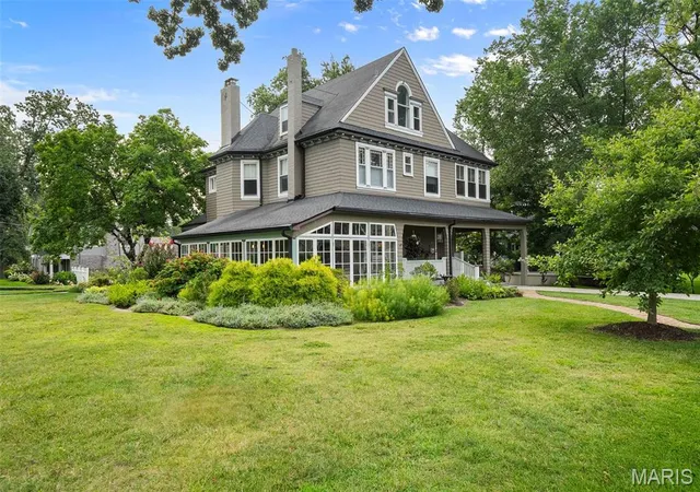 3rd image of 400 Miriam Ave, Saint Louis, MO 63122 | MLS# MIS26051757