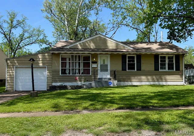 Photo 1 of Sale Pending at 6857 Frostview Ln, Saint Louis, MO 63134 | MLS# MIS26051767 | Listing updated on 2026-08-20