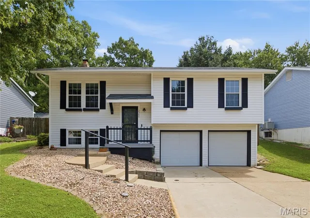 Photo 1 of Sale Pending at 2366 Villager Park Ct, Maryland Heights, MO 63043 | MLS# MIS26051773 | Listing updated on 2026-08-20