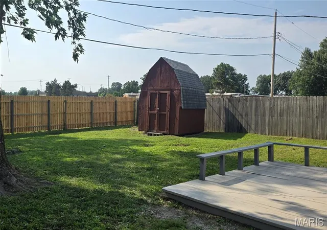 Photo 4 of Single family home for sale at 96 Briarhaven Dr, Granite City, IL 62040 | MLS# MIS26051782 | Listing updated on 2026-10-12