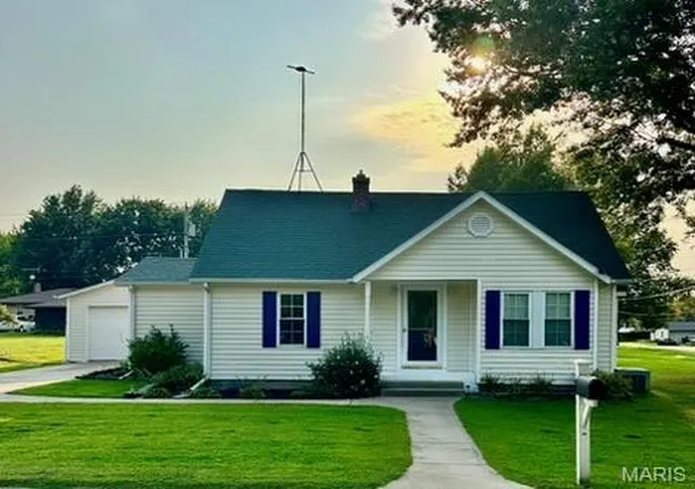 1st image of 600 S Taylor Ave, Belle, MO 65013 | MLS# MIS26051787