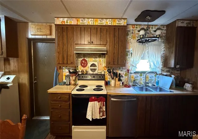 Photo 3 of Manufactured home for sale at 26 Ripley 160 E -32, Naylor, MO 63953 | MLS# MIS26051802 | Listing updated on 2026-09-04