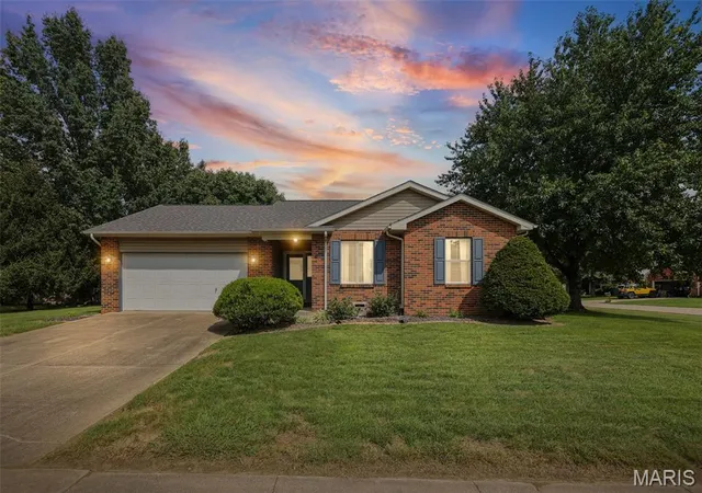 1st image of 613 Jaime Lynn Ct, Edwardsville, IL 62025 | MLS# MIS26051813