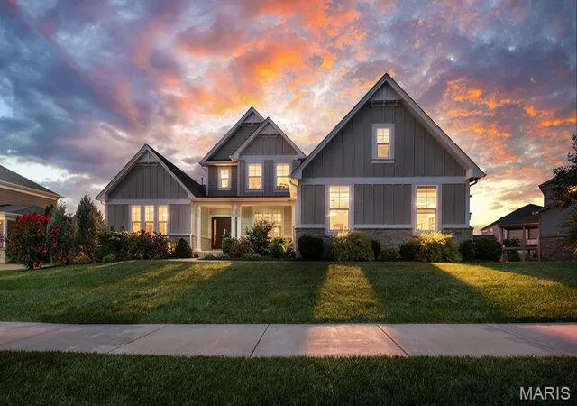 1st image of 985 Silver Buck Ln, Chesterfield, MO 63005 | MLS# MIS26051823