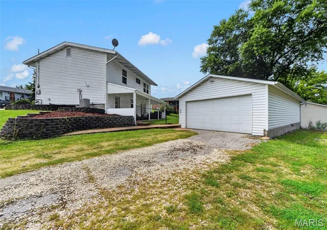 4th image of 1511 Westvale Dr, Festus, MO 63028 | MLS# MIS26051828