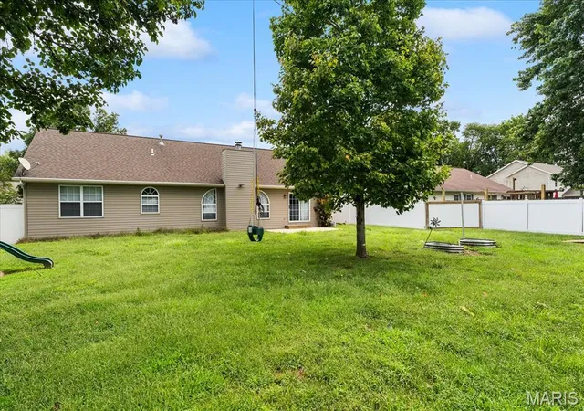2nd image of 710 N Kristie Lynn St, Freeburg, IL 62243 | MLS# MIS26051843