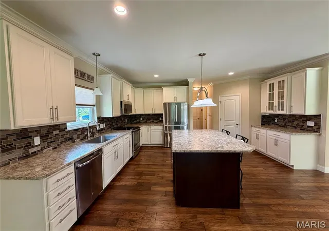 Photo 3 of Sale Pending at 797 Wilbie Ct, O Fallon, MO 63368 | MLS# MIS26051850 | Listing updated on 2026-09-01