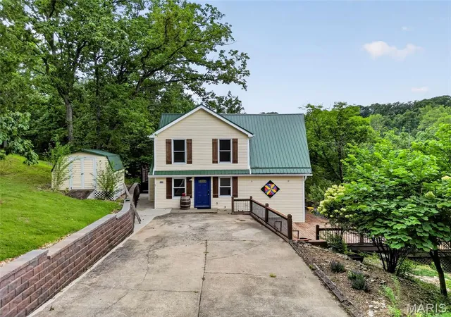 Photo 2 of Sale Pending at 120 Cedar Ln, Hermann, MO 65041 | MLS# MIS26051855 | Listing updated on 2026-09-01