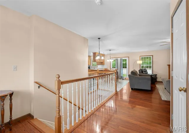 Photo 4 of Single family home for sale at 426 Windy Hills Dr, Washington, MO 63090 | MLS# MIS26051902 | Listing updated on 2026-09-28