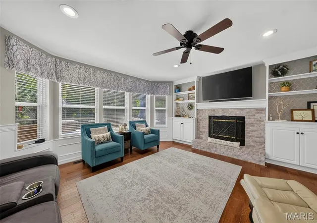 Photo 3 of Sale Pending at 58 Gary Glen Dr, Saint Peters, MO 63376 | MLS# MIS26051904 | Listing updated on 2026-08-24