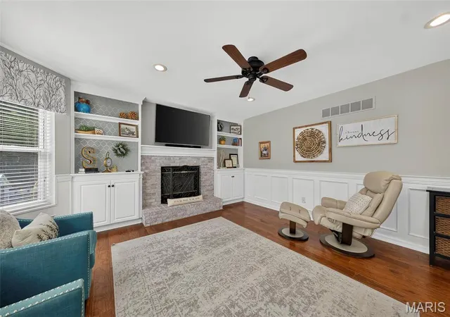 Photo 4 of Sale Pending at 58 Gary Glen Dr, Saint Peters, MO 63376 | MLS# MIS26051904 | Listing updated on 2026-08-24