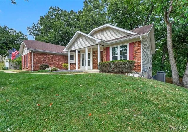 Photo 3 of Single family home for sale at 2432 Evergreen Forest Ct, Wildwood, MO 63011 | MLS# MIS26051908 | Listing updated on 2026-09-16