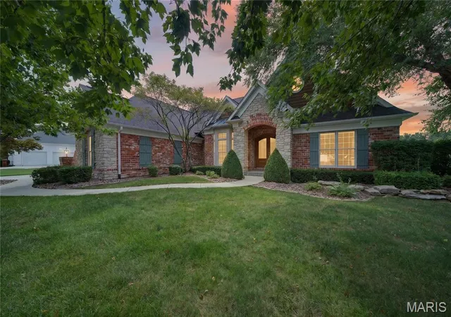 Photo 1 of Sale Pending at 1008 Hawks Landing Dr, Lake Saint Louis, MO 63367 | MLS# MIS26051933 | Listing updated on 2026-08-22