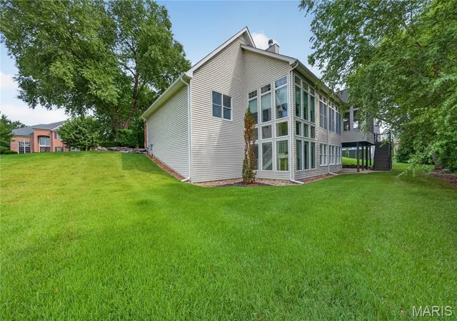 Photo 2 of Sale Pending at 1008 Hawks Landing Dr, Lake Saint Louis, MO 63367 | MLS# MIS26051933 | Listing updated on 2026-08-22