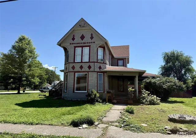 1st image of 219 N Main Cross St, Bowling Green, MO 63334 | MLS# MIS26051951