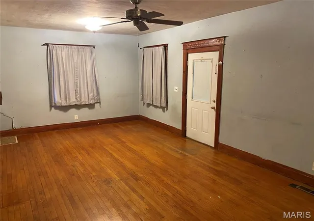3rd image of 3301 Saint Marys Ave, Hannibal, MO 63401 | MLS# MIS26051952