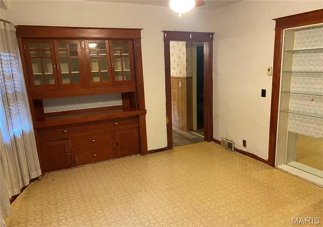 5th image of 3301 Saint Marys Ave, Hannibal, MO 63401 | MLS# MIS26051952