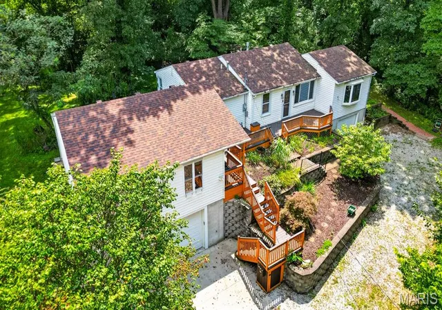 Photo 1 of Single family home for sale at 606 Frederick St, Edwardsville, IL 62025 | MLS# MIS26051971 | Listing updated on 2026-08-24