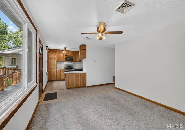 Photo 4 of Single family home for sale at 606 Frederick St, Edwardsville, IL 62025 | MLS# MIS26051971 | Listing updated on 2026-08-24