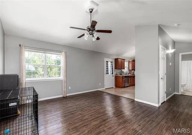 Photo 3 of Single family home for sale at 18652 Lynn Ln, Waynesville, MO 65583 | MLS# MIS26051988 | Listing updated on 2026-10-09